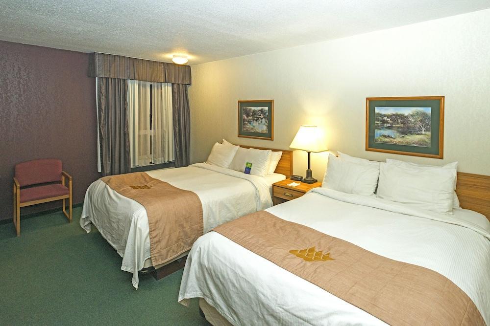 Rodeway Inn 3*